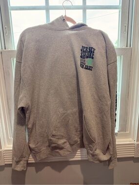 Jersey Shore Graphic Hoodie in Heather Gray